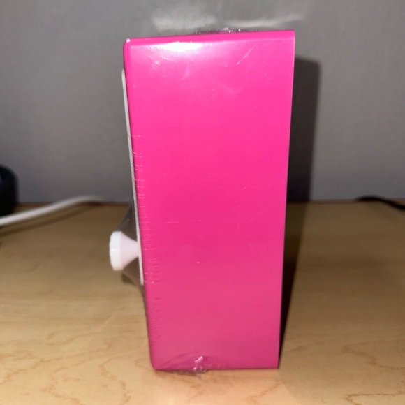 Target Bullseye Playground MINI Desktop Candy Dispenser Vending Machine Pink - Picture 3 of 4